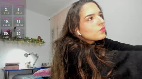 Tatianna online show from 09-24-25, 10:35