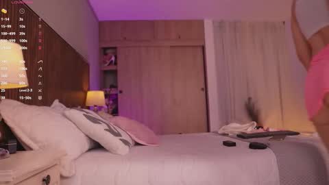 Tatiana      independent girl  online show from 02-27-26, 11:32