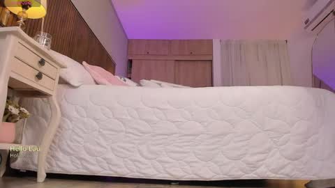 Tatiana      independent girl  online show from 04-23-26, 11:53