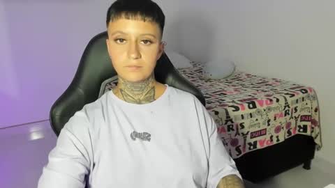 Snapshot of tatoo_girl chatting on 02-07-25, 10:30 jess online show from 02-07-25, 10:30