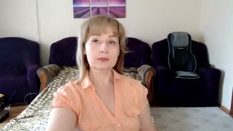 Snapshot of tattease chatting on 07-25-26, 11:52 Tattease online show from 07-25-26, 11:52