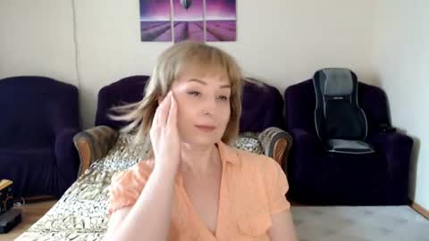 Snapshot of tattease chatting on 07-28-26, 11:39 Tattease online show from 07-28-26, 11:39