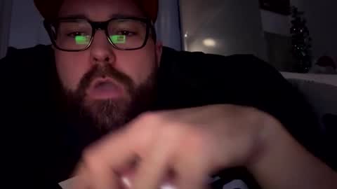 Snapshot of tattedcouple_777 chatting on 12-28-24, 04:08 MrMrs online show from 12-28-24, 04:08