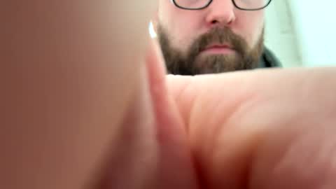 Snapshot of tattedcouple_777 chatting on 12-31-24, 02:47 MrMrs online show from 12-31-24, 02:47