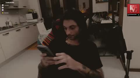 Snapshot of tattedfit chatting on 12-03-25, 05:00 tattedfit online show from 12-03-25, 05:00