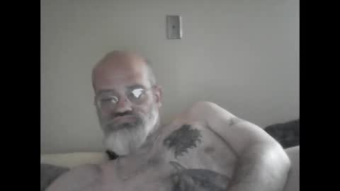 Snapshot of tattedpanther chatting on 09-27-25, 04:23 tattedpanther online show from 09-27-25, 04:23