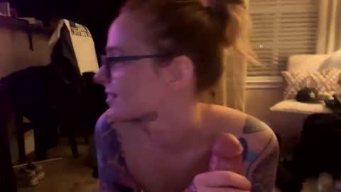 Snapshot of tattedsubmissive chatting on 12-05-25, 02:42 TattedSubmissive online show from 12-05-25, 02:42