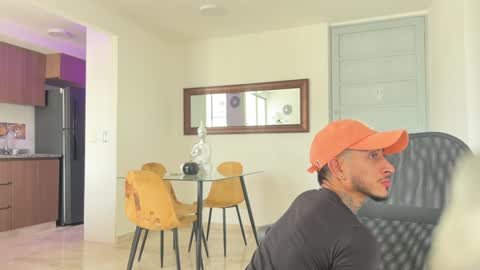 Jonathan  Juan online show from 12-16-24, 01:32