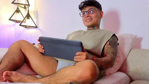 tattokoi online show from 04-24-26, 01:52