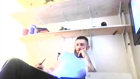 tattoo3333 online show from 11-18-25, 12:20