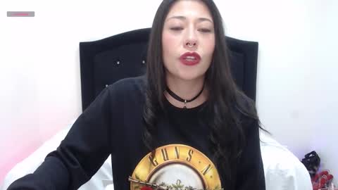 Snapshot of tattoo_highmami chatting on 11-01-25, 01:18 High Mami online show from 11-01-25, 01:18