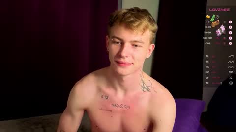 Alex but u can call me Theo online show from 10-20-25, 04:35