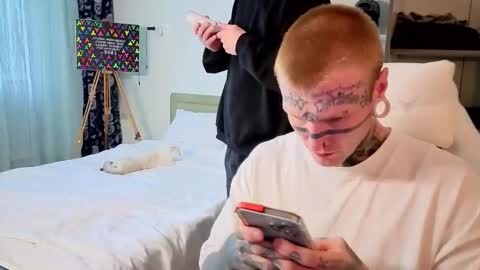 Alex but u can call me Theo online show from 02-03-26, 09:14