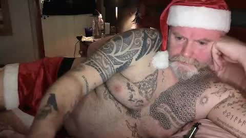 Tattooeddilf 01 online show from 12-22-24, 08:47