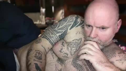 Tattooeddilf 01 online show from 04-28-26, 10:48