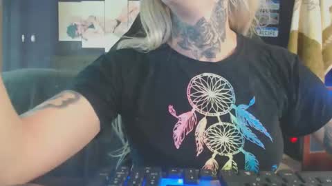 Snapshot of tatuada_safada chatting on 09-10-25, 06:19 tatuada_safada online show from 09-10-25, 06:19