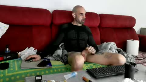 Snapshot of tatuadorhotxxx chatting on 12-05-25, 01:25 Tatuado20cm online show from 12-05-25, 01:25