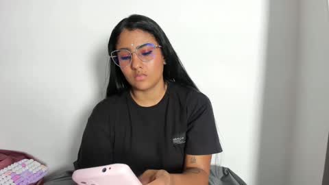 Tatiana Gomez online show from 04-29-26, 04:05