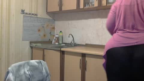 tatyanka_ online show from 09-25-25, 12:47