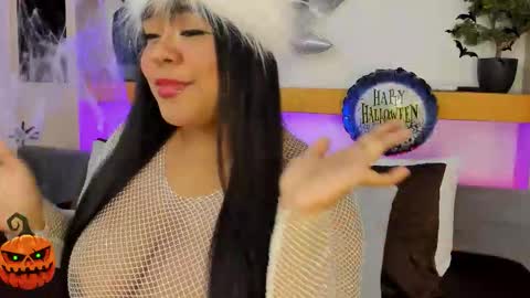 Taty Lior  online show from 10-28-25, 04:49