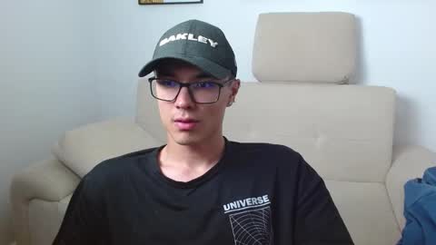 Snapshot of taurus4k chatting on 01-21-25, 04:10 taurus4k online show from 01-21-25, 04:10