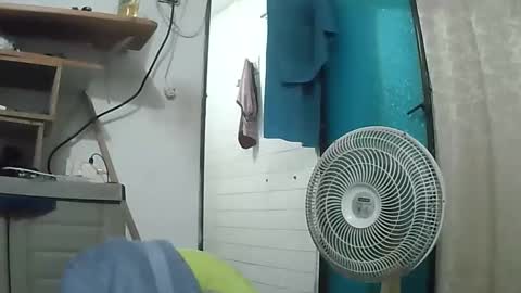 alvarito online show from 10-28-25, 02:26