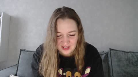 Snapshot of taxxxu chatting on 01-25-25, 09:15 Diana online show from 01-25-25, 09:15