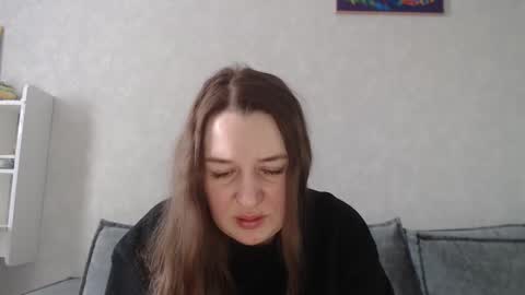 Snapshot of taxxxu chatting on 02-20-25, 07:23 Diana online show from 02-20-25, 07:23