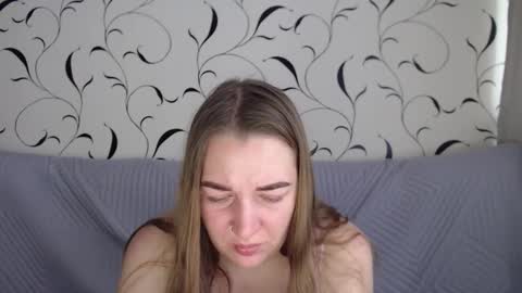 Snapshot of taxxxu chatting on 10-02-25, 06:20 Diana online show from 10-02-25, 06:20