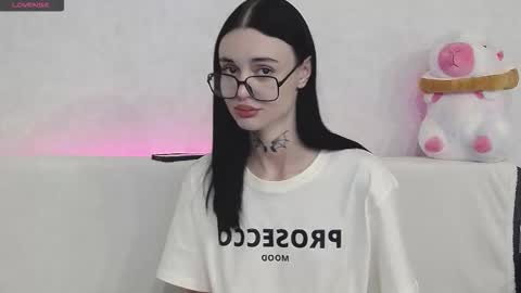 Taya online show from 09-15-25, 07:03