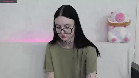 Taya online show from 09-23-25, 06:22