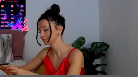 TayaKayan online show from 12-25-24, 03:08