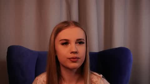 Taya online show from 04-13-26, 04:23