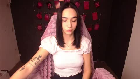 Tayla online show from 10-22-25, 06:24