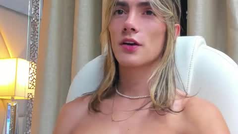 tayler_swift1 online show from 02-05-25, 07:29