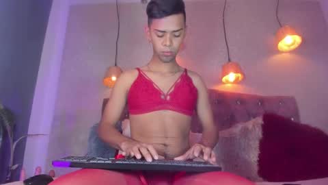 Snapshot of taylor_106 chatting on 01-15-25, 11:10 Taylor Duran. online show from 01-15-25, 11:10