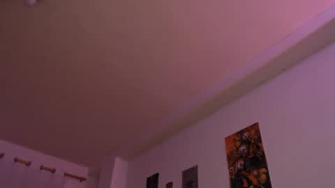 Taylor online show from 12-06-24, 05:31