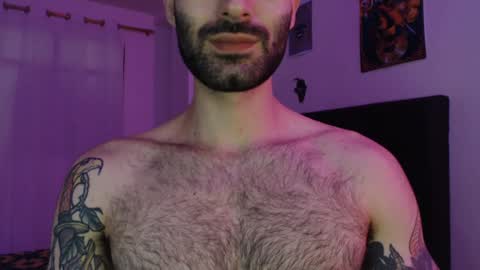 Taylor online show from 12-28-24, 06:40