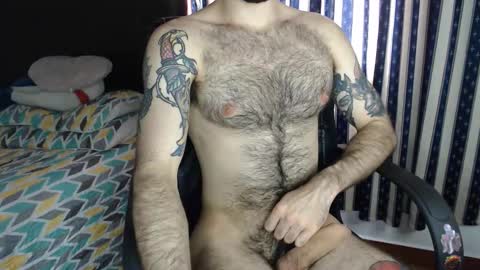 Snapshot of taylor__06 chatting on 12-16-25, 06:13 Taylor online show from 12-16-25, 06:13