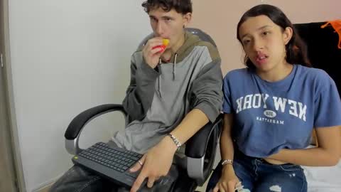 taylor and exidt online show from 10-27-25, 01:59