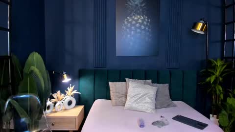 Snapshot of taylor_bennet chatting on 02-11-25, 06:11 Taylor Bennet online show from 02-11-25, 06:11