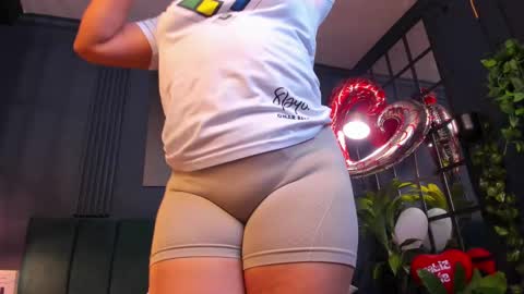 Snapshot of taylor_bennet chatting on 02-21-25, 07:21 Taylor Bennet online show from 02-21-25, 07:21