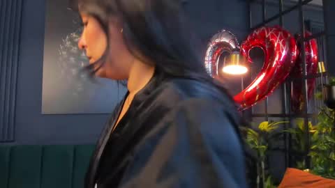 Snapshot of taylor_bennet chatting on 02-27-25, 06:20 Taylor Bennet online show from 02-27-25, 06:20