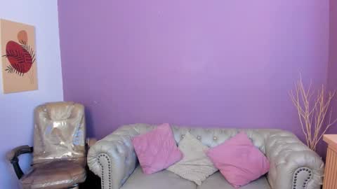 Snapshot of taylor_bennet chatting on 10-17-25, 12:08 Taylor Bennet online show from 10-17-25, 12:08