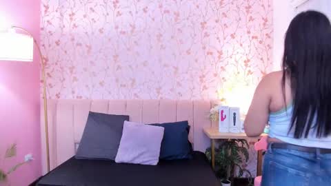 Taylor Bennet online show from 02-06-26, 11:57