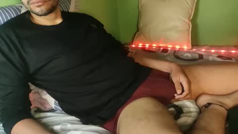 Taylor online show from 03-11-26, 01:22