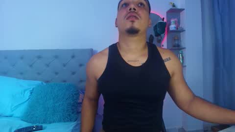 Snapshot of taylor_collins_2 chatting on 10-02-25, 05:25 taylor_collins_2 online show from 10-02-25, 05:25