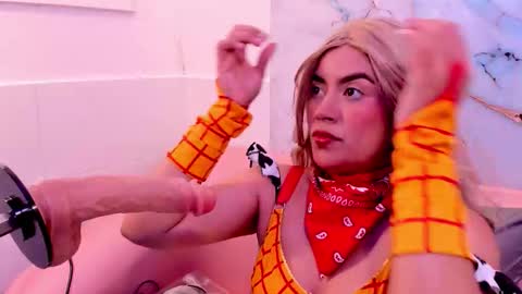 Snapshot of taylor_cupper_ chatting on 11-08-25, 04:23 taylor_cupper_ online show from 11-08-25, 04:23