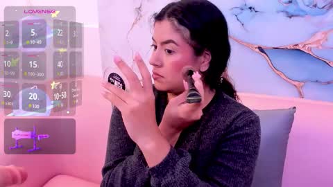 Snapshot of taylor_cupper_ chatting on 11-12-25, 04:35 taylor_cupper_ online show from 11-12-25, 04:35