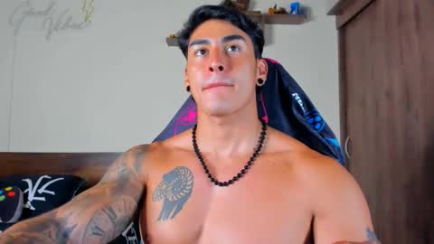 taylor_mclane1 online show from 01-13-26, 04:01